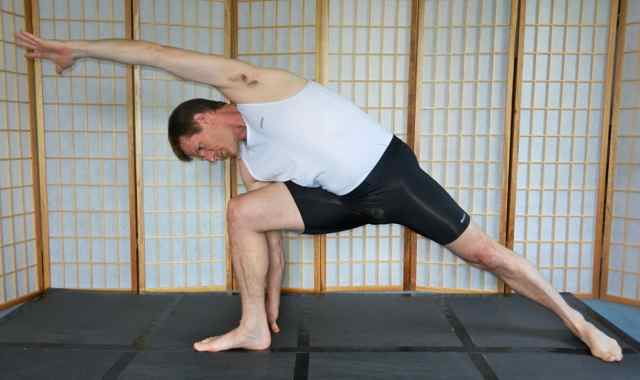 Extended Triangle Pose